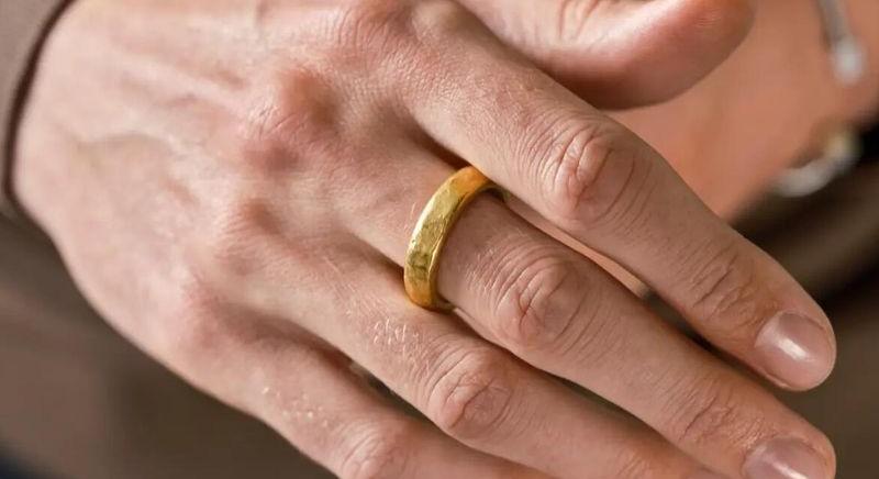 Milyen a tökéletes férfi karikagyűrű?