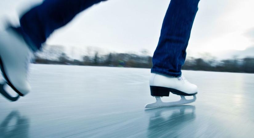 Jégpálya lesz Nyergesújfalun, a helyieknek ingyenes lesz