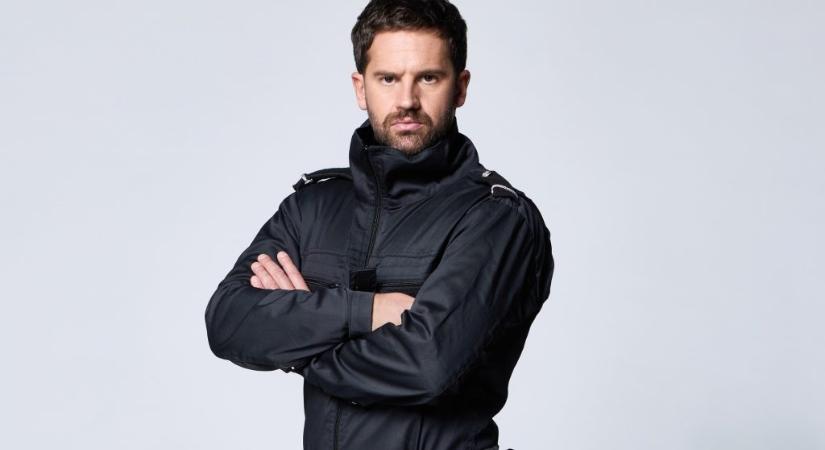 Frohner Fecó kisgép és repülővezetői vizsgát készül tenni, hogy jövőre a levegőből is üldözhesse a celebeket