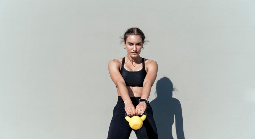 Nem a hasizom, hanem az erős kézfej a hosszú élet titka! Ezzel a két hétköznapi mozdulattal fejlesztheted!