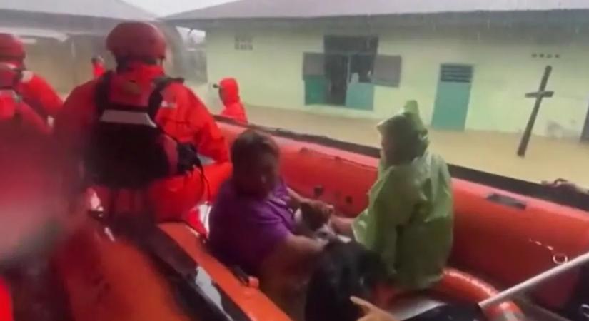 Újabb sziget került víz alá: az árvíz ismét életeket követelt - videó