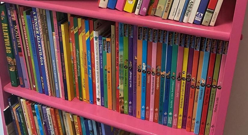 Kisebb vagyon lapulhat otthon a könyvespolcon - ennyit érnek ma az eredeti Disney könyvek