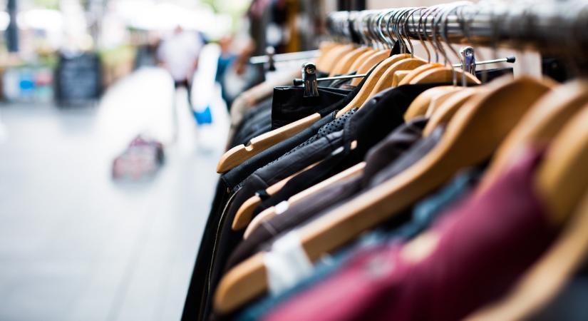 Eladja magyar és román üzleteit a Hervis