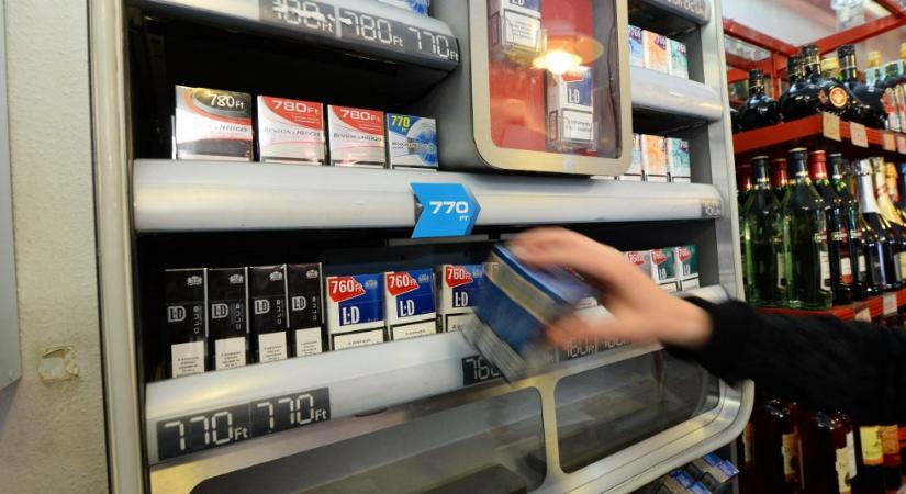 Fékezhetetlenül nő a cigaretta ára, itt vannak a részletek