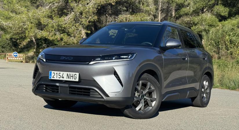 430 kilométeres hatótávval, kedvező árral érkezik a nagyobb akkumulátoros BYD ATTO 2