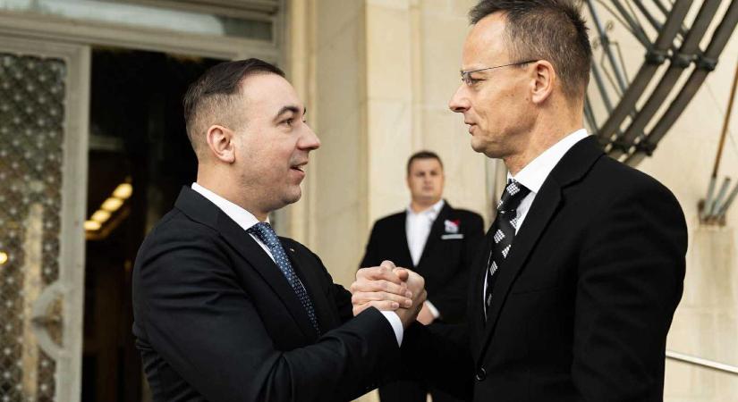 Atommegállapodás és Fekete-tengeri gázigény: Romániára figyel Magyarország