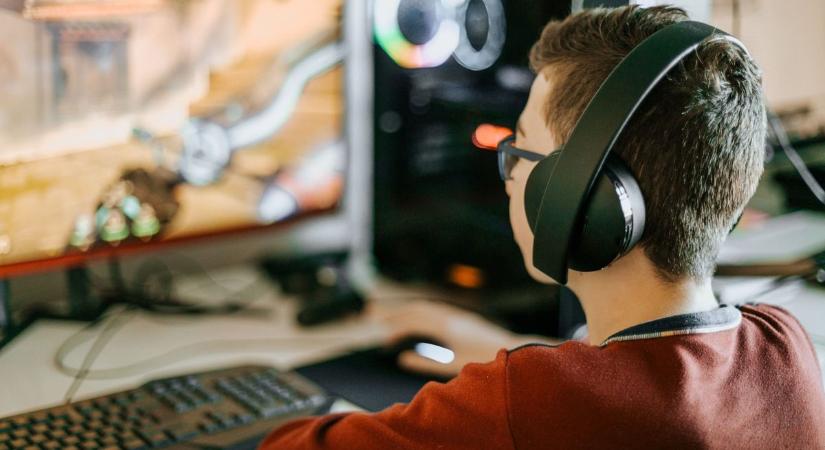 Botrány a Roblox-nál: pánikolnak a szülők, ezeket a szigorításokat tervezik a platformon