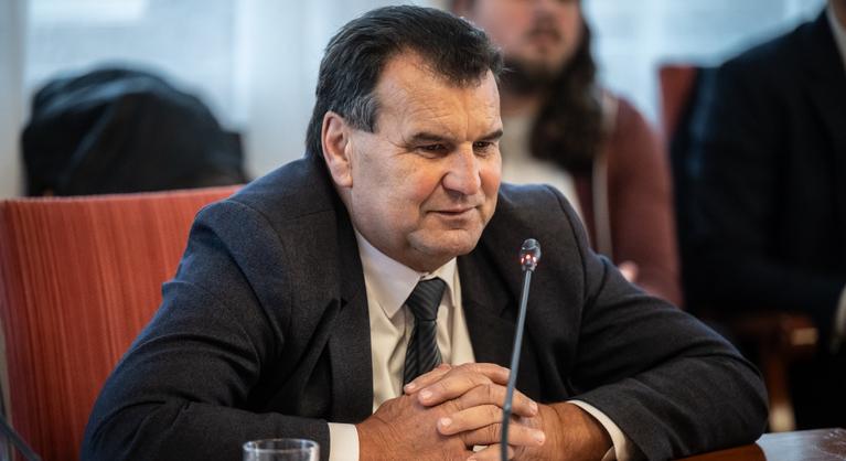 Leváltotta egyik képviselőjelöltjét Orbán Viktor