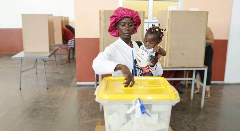 Adolf Hitler újra választást nyerhet a dél-afrikai országban