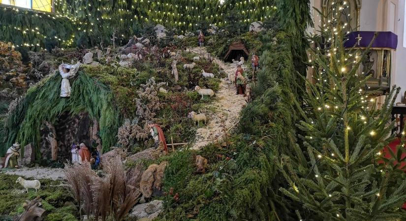 Ekkortól csodálhatjuk meg idén a vörsi betlehemet