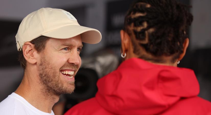 Vettel előre figyelmeztette Hamiltont a Ferrari kapcsán