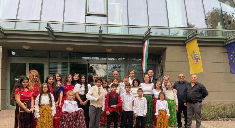 Roma ki mit tud? Oláh Gergő is motiválta a fiatalokat