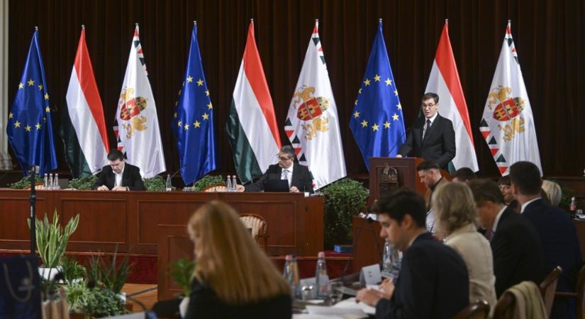 Káoszhoz vezetett Karácsony Gergely és a Tisza párt erőfitogtatása