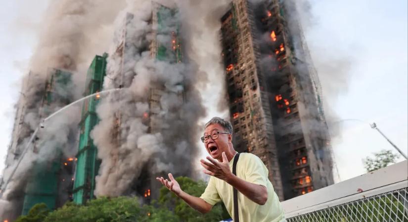 Kigyulladt három toronyház Hongkongban, többen meghaltak