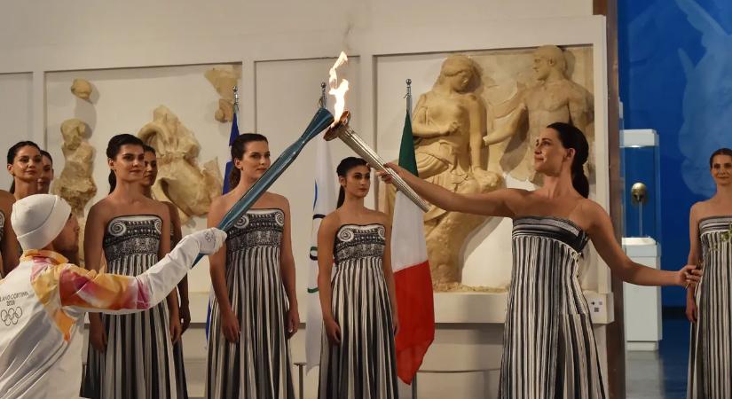 Kirsty Coventry elérzékenyült az olimpiai láng fellobbanásakor – videó