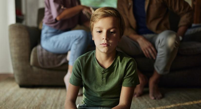 Okozhat fizikai betegségeket a szülők nehéz válása a gyerekben?