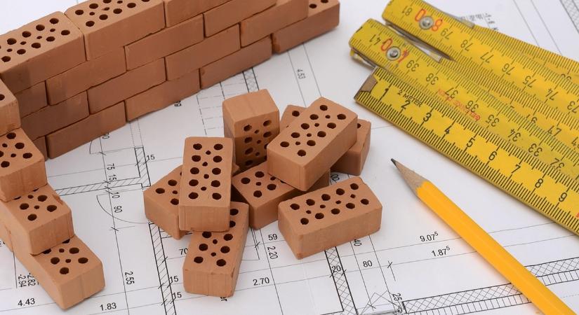 Eddig kimaradtál? Most már a külterületi házakra is jár a támogatás