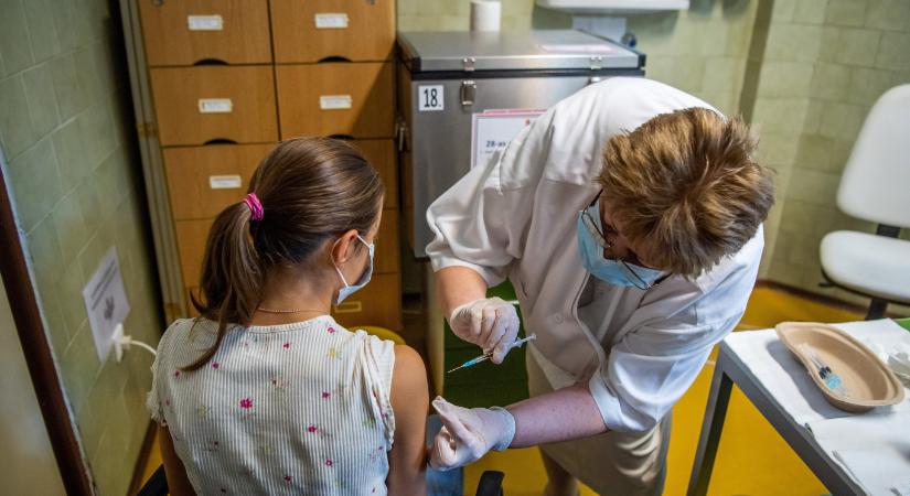 Már elérhető az új, ingyenes Covid-oltás