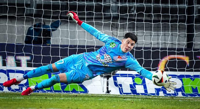 Bravúrok és kapott gól nélküli meccs: remek formában tért vissza sérülését követően a Loki volt kapusa