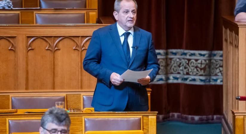 Budai Gyula feljelentette Magyar Pétert bennfentes kereskedelem gyanújával