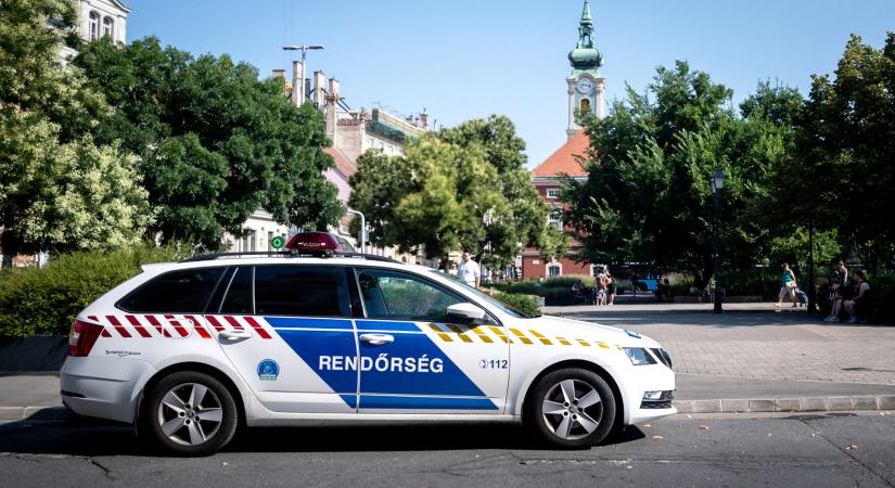 Rendőrségi autós üldözés volt hajnalban Budapesten – négy embert kórházba vittek