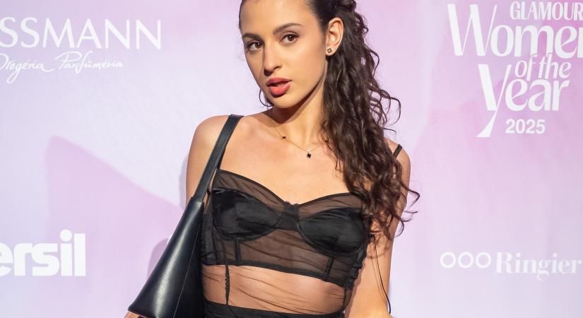 Édesanyja büszke lehet! A 19 éves Gesztesi Panka friss modellfotói lélegzetelállítóak