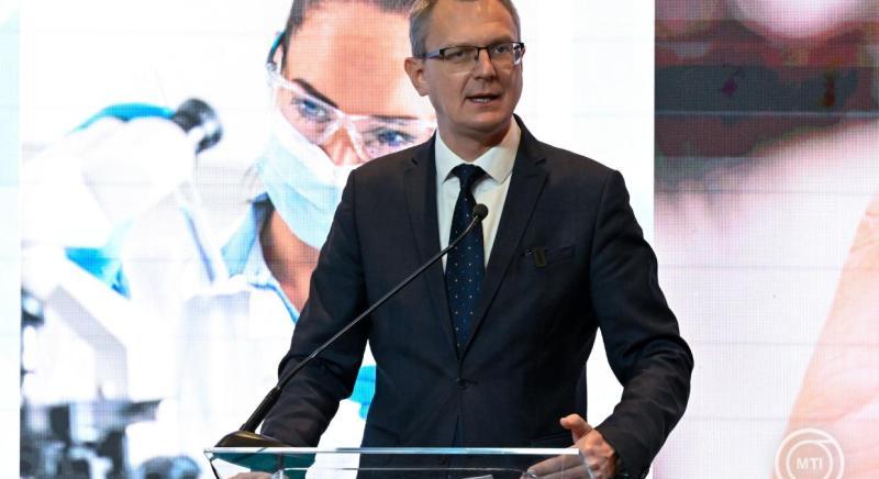 Rétvári: Európai szintű a magyar digitális egészségügy