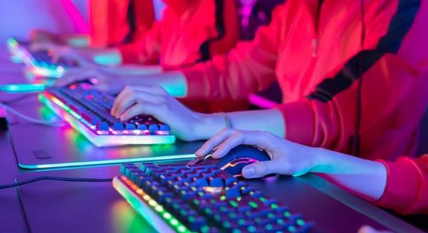 Ennyit költünk e-sportra