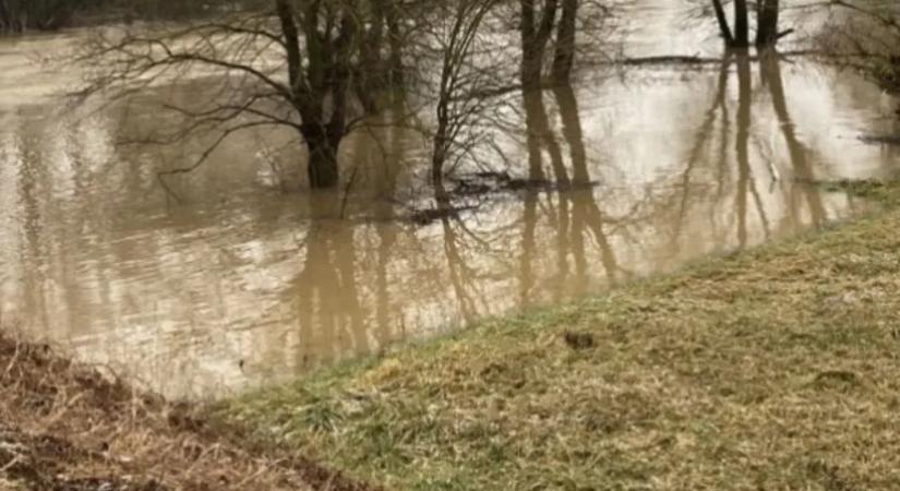 Árad a Sajó, az Ipoly a rekordvízszint közelében tetőzhet