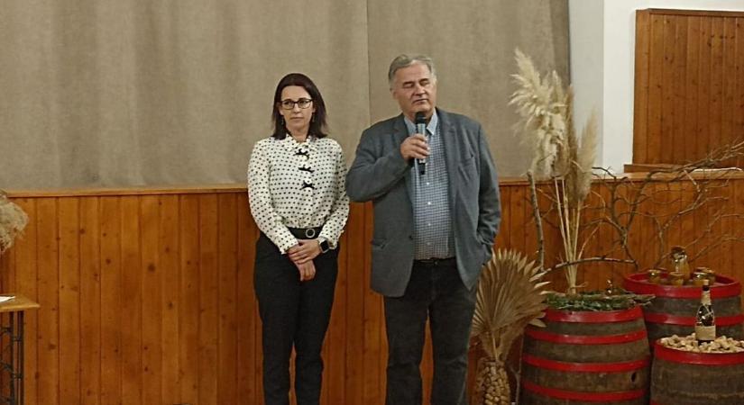 Sétáló borkóstoló Mosonszentmiklóson - fotók