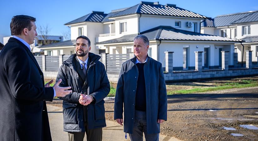 Külterületi lakóingatlanokra is kiterjesztik az Otthon Start programot