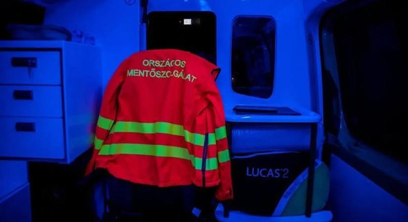 Rosszul sült el a kijózanítás, a részeg pasas a személyzetre támadt a kórházban