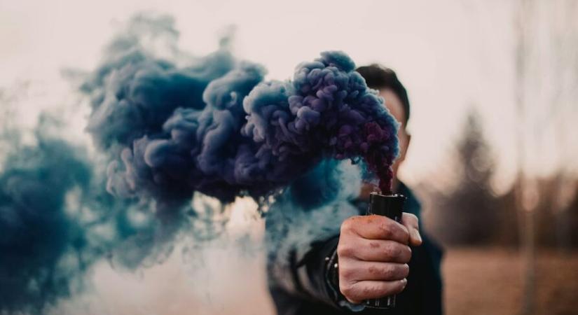 Airsoft gránáttal próbált meg kirabolni egy férfi egy orosz kriptotőzsdét