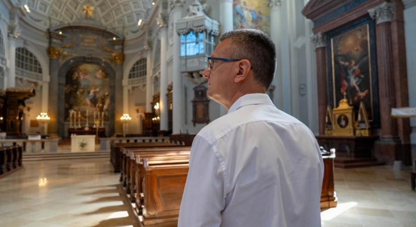 Rétvári Bence: Egyházellenes és romboló Magyar Péterék terve