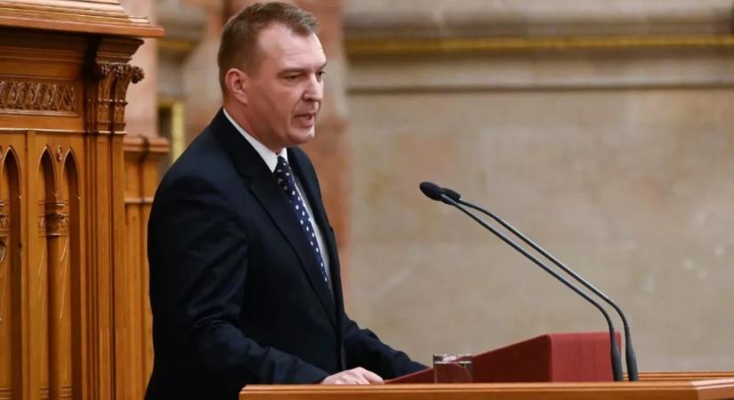 Két fontos kérdést tett fel a kémüggyel kapcsolatban Barkóczi Balázs: erre mindenki kíváncsi