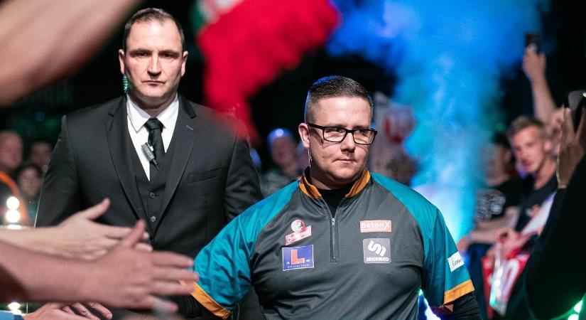 Így készül a darts-vb egyetlen magyar indulója
