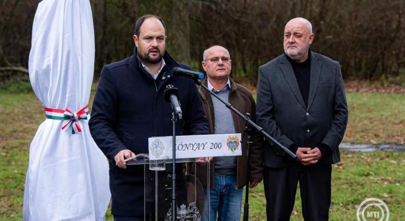 Nacsa Lőrinc: a mi erőnk a közösségben van