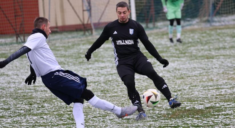 Az időjárás kegyetlenül közbeszólt, de volt, ahol tudtak játszani – galériákkal