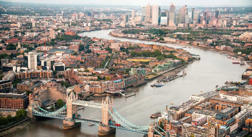 Fontos változás lép életbe, februártól megváltoznak a Nagy-Britanniába utazás feltételei