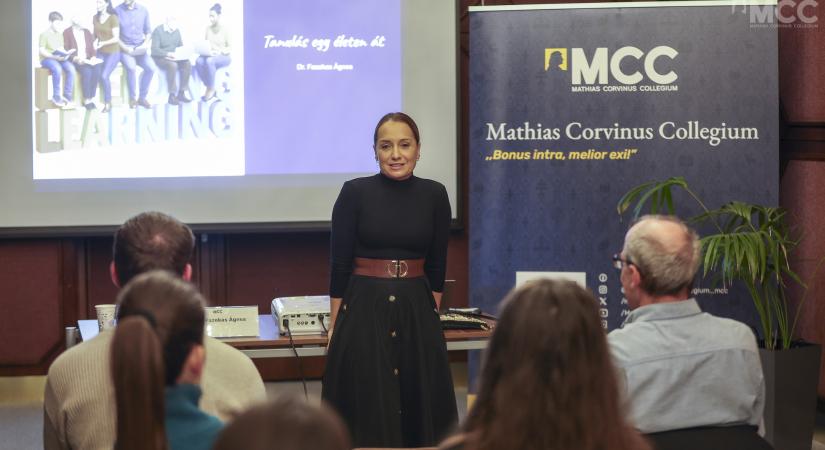 Mindennapi tanulás, mindennapi előny – Dr. Muth-Fazekas Ágnes tanuláskutató a győri MCC-ben