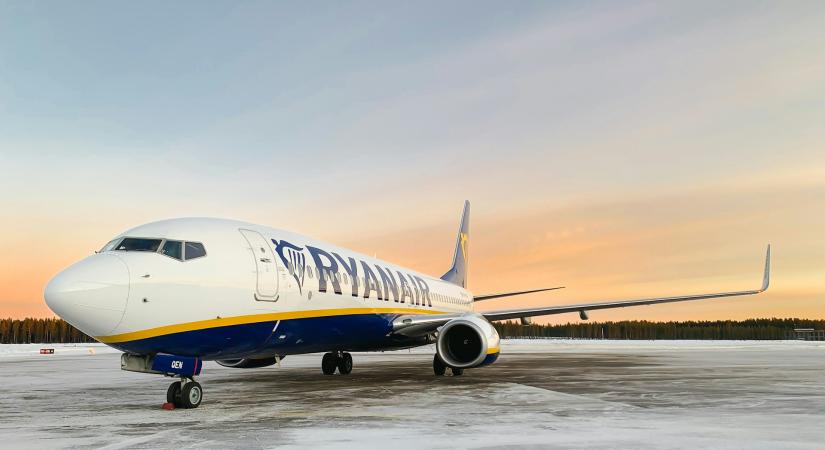 A Ryanair rárepül Pozsonyra, rengeteg olcsó járatot indít jövőre