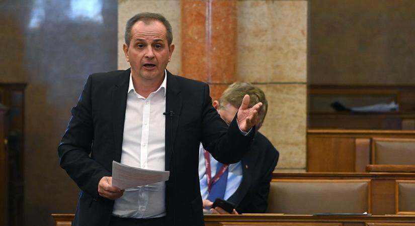 Budai Gyula bennfentes kereskedelemmel vádolja Magyar Pétert