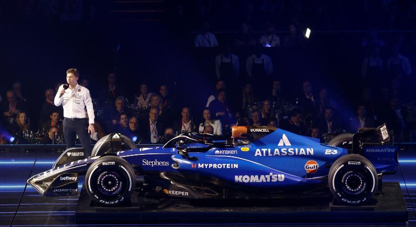 Abu-Dzabiban McLarenbe ül az F1-es csapatfőnök