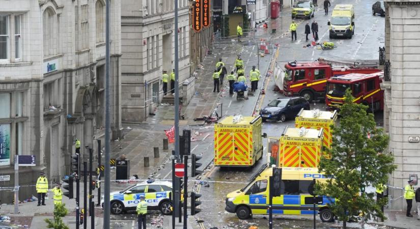 Zokogva vallotta magát bűnösnek az ünneplő liverpooli tömegbe hajtó autós
