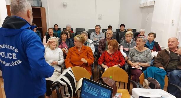 Együtt a netes csalások ellen