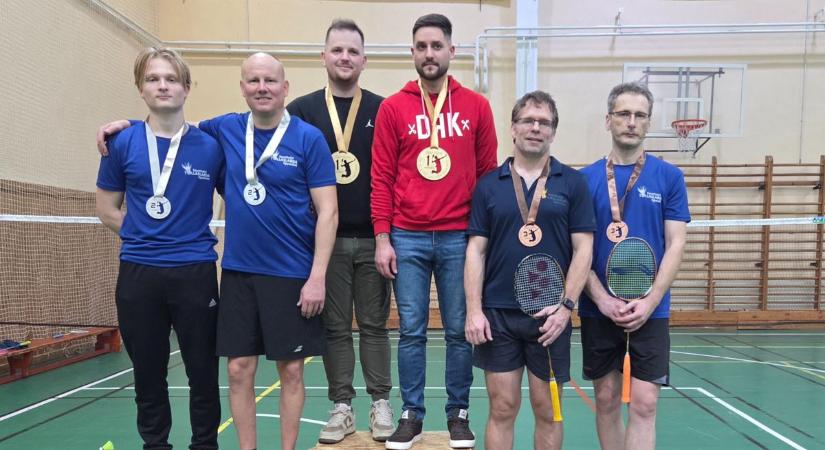 A házigazda tollaslabdázói is kivették részüket az éremosztásból