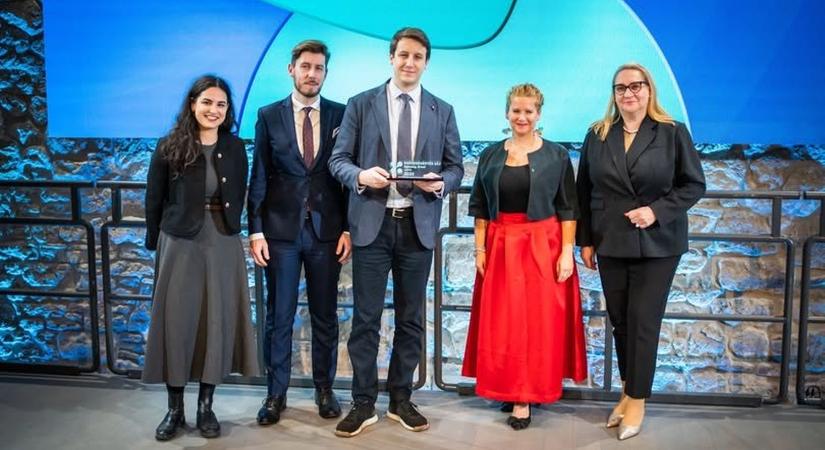 Értékes díjat nyert a református gyermekkórház Bethesda Akadémiája a lakosság egészségtudatosságának fejlesztéséért