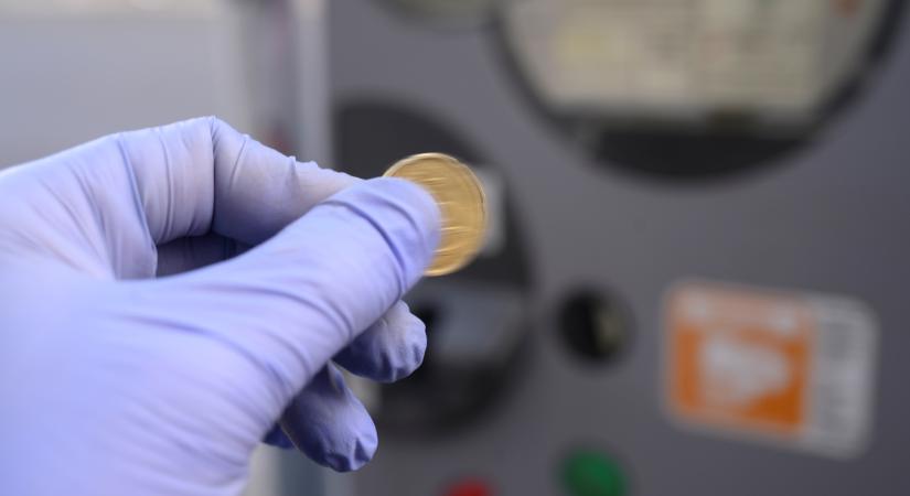 Sok kicsi sokra megy: parkolóautomaták kifosztásából lett milliomos