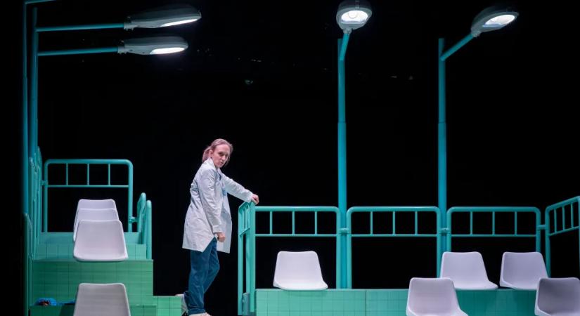 Most éppen minden nagyon szar, de amúgy jól vagyok