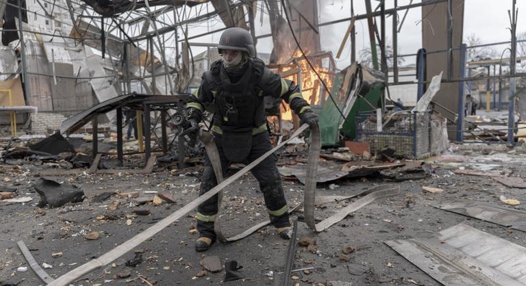 Tarjányi Péter: A világ most nem a békéhez, hanem egy újabb hidegháborúhoz áll közelebb